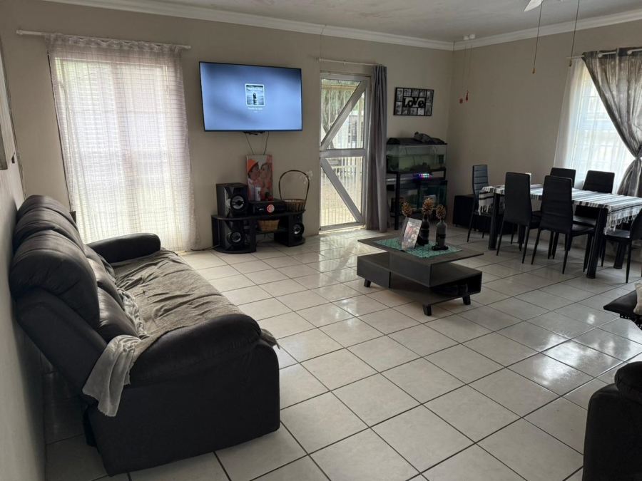 To Let 3 Bedroom Property for Rent in Sasolburg Ext 4 Free State